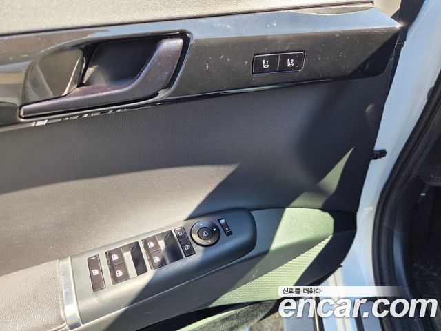 Hyundai Grandeur 2023 — photo 12