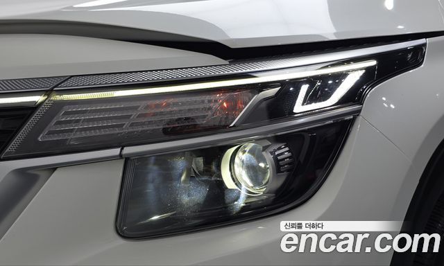 Kia Seltos 2020 — photo 8