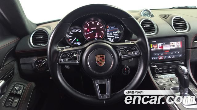 Porsche 718 2018 — photo 12