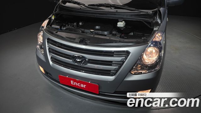 Hyundai Starex 2017 — photo 6