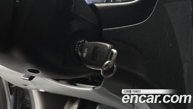 Hyundai Starex 2017 — photo 27