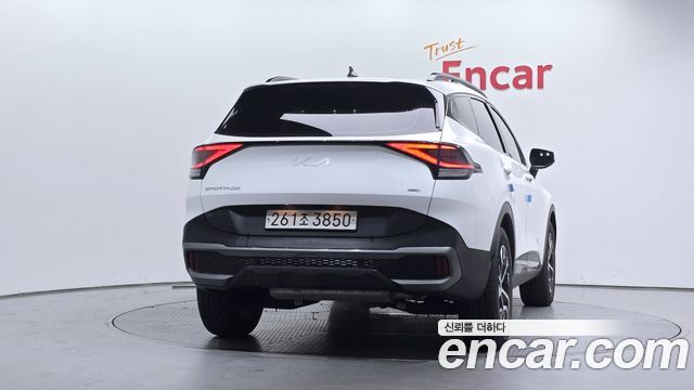 Kia Sportage 2023 — photo 4