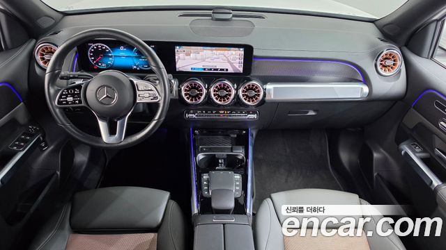 Mercedes-Benz EQB 2023 — photo 10