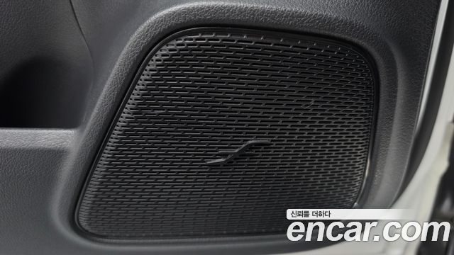 Mercedes-Benz EQB 2023 — photo 30