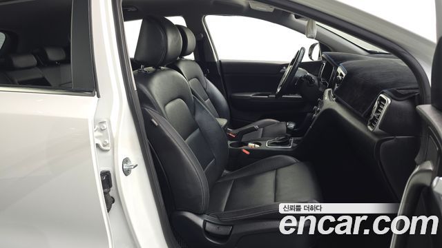 Kia Sportage 2018 — photo 12