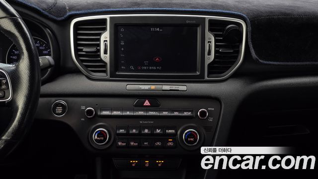 Kia Sportage 2018 — photo 19