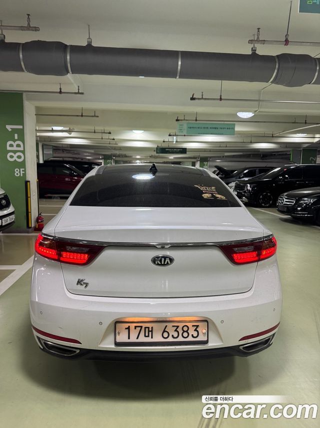 Kia K7 2017 — photo 9