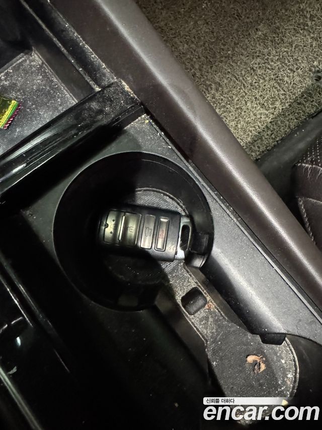 Kia K7 2017 — photo 12