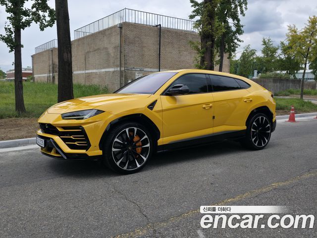 Lamborghini Urus 2020 — photo 3