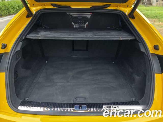 Lamborghini Urus 2020 — photo 20