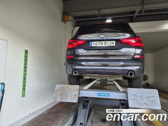BMW X3 2021 — photo 2