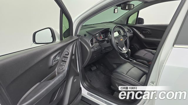 Chevrolet Korea Trax 2018 — photo 13