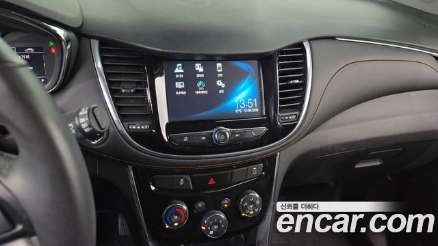 Chevrolet Korea Trax 2018 — photo 18