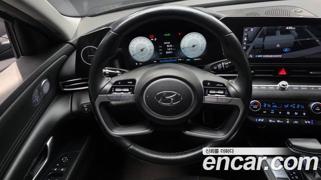 Hyundai AVANTE 2021 — photo 13