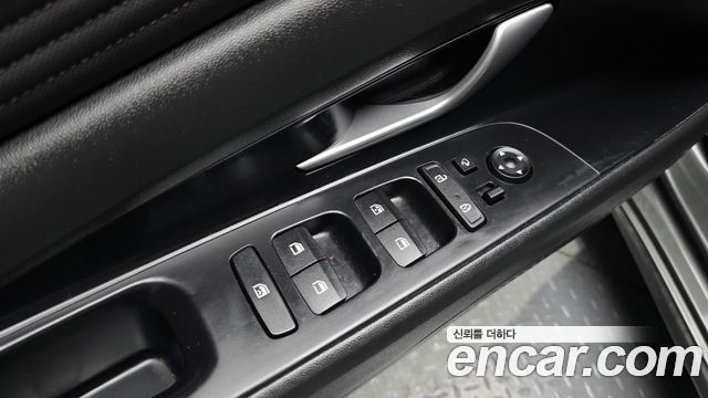 Hyundai AVANTE 2021 — photo 20
