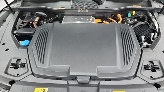 Audi e-tron 2022 — photo 6