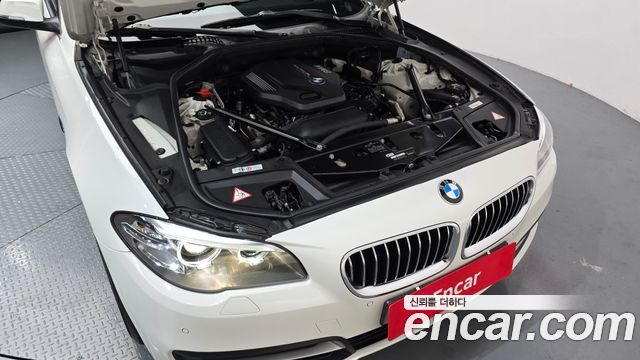 BMW 5-Series 2015 — photo 6