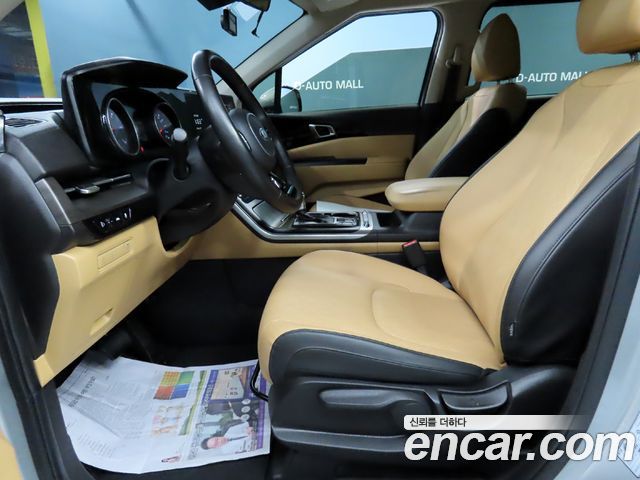 Kia Canival 2021 — photo 6