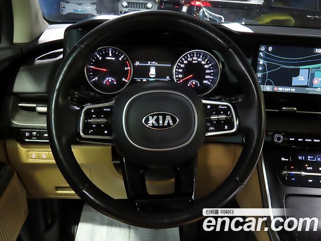 Kia Canival 2021 — photo 9