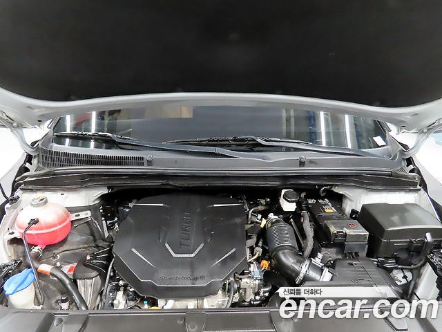 Kia Canival 2021 — photo 19