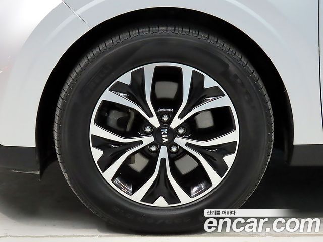 Kia Canival 2021 — photo 20