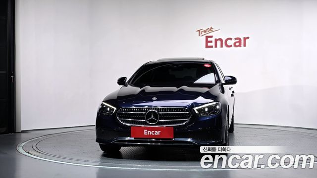 Mercedes-Benz E-Class 2021 — photo 3
