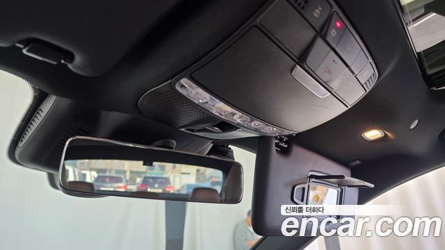 Mercedes-Benz E-Class 2021 — photo 27