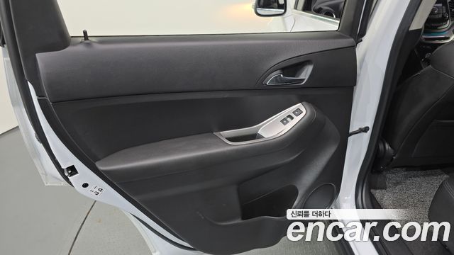 Chevrolet Korea Orlando 2016 — photo 15