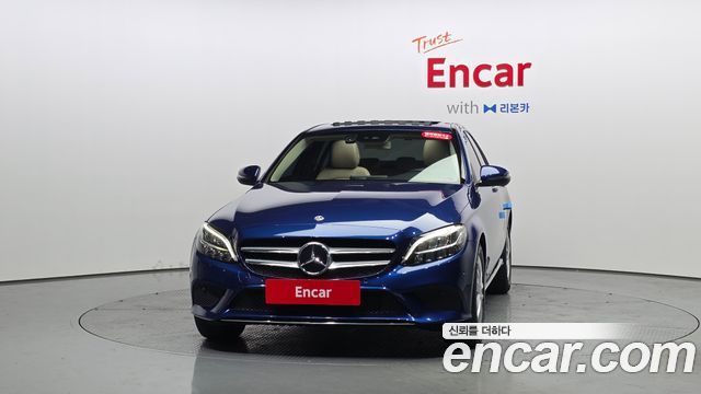 Mercedes-Benz C-Class 2019 — photo 3