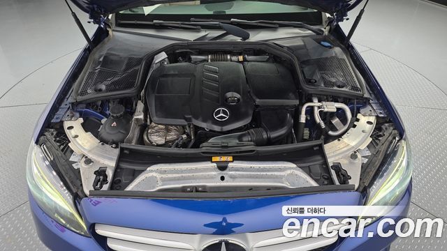 Mercedes-Benz C-Class 2019 — photo 6