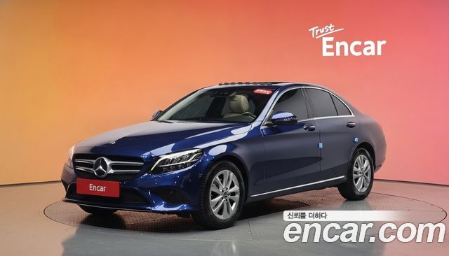 Mercedes-Benz C-Class 2019 — photo 1