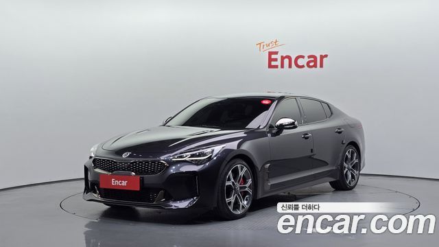 Kia Stinger 2018 — photo 1