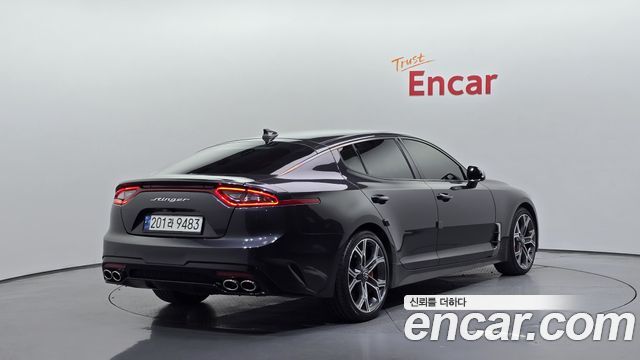 Kia Stinger 2018 — photo 2
