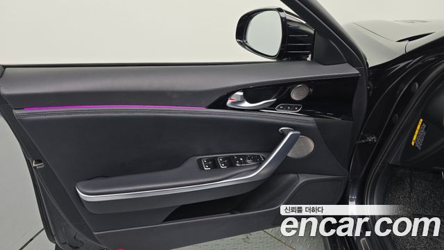Kia Stinger 2018 — photo 14