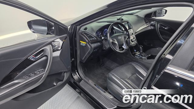 Hyundai Grandeur 2015 — photo 13