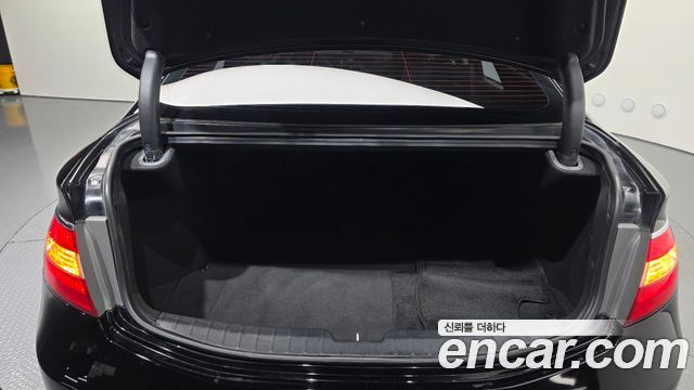 Hyundai Grandeur 2015 — photo 22