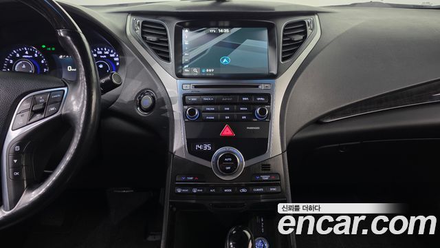 Hyundai Grandeur 2015 — photo 24