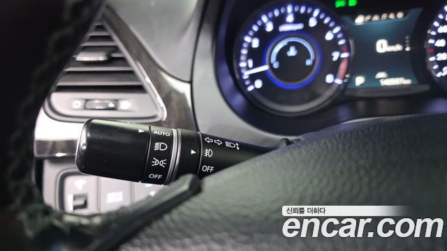 Hyundai Grandeur 2015 — photo 29