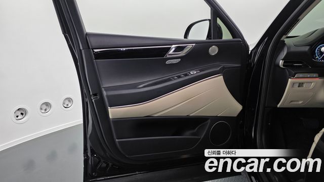 Genesis GV80 2023 — photo 14