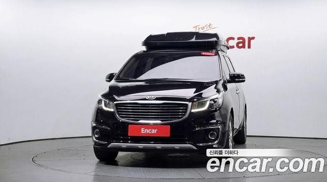 Kia Canival 2017 — photo 3