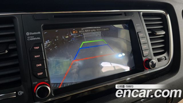 Kia Canival 2017 — photo 22