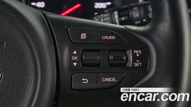 Kia Canival 2017 — photo 23