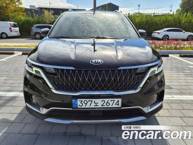 Kia Canival 2021 — photo 1