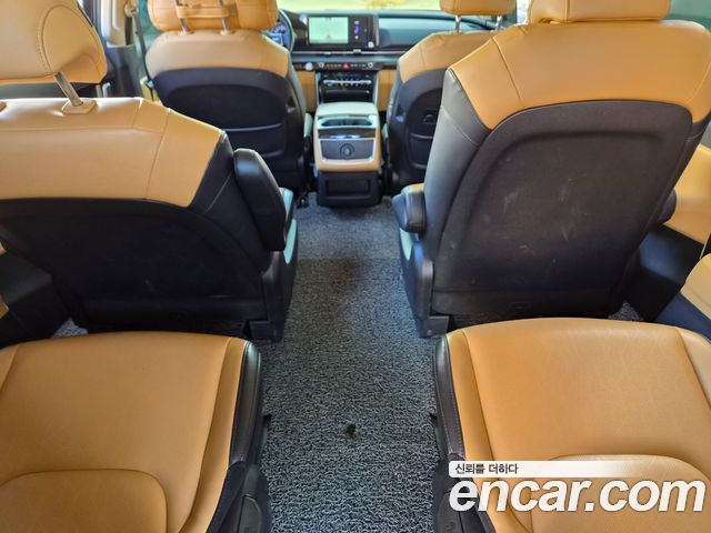 Kia Canival 2021 — photo 11