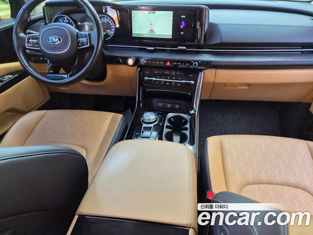 Kia Canival 2021 — photo 12