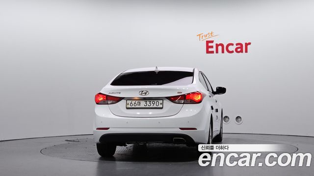 Hyundai AVANTE 2014 — photo 4