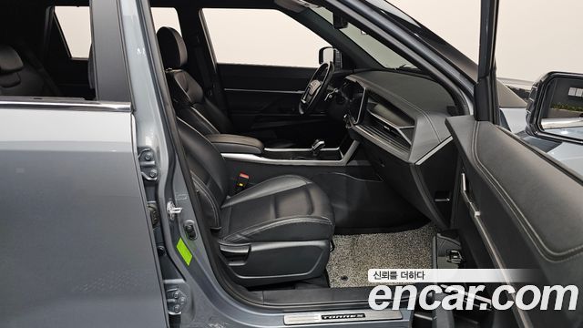 KG Mobility Torres 2023 — photo 11