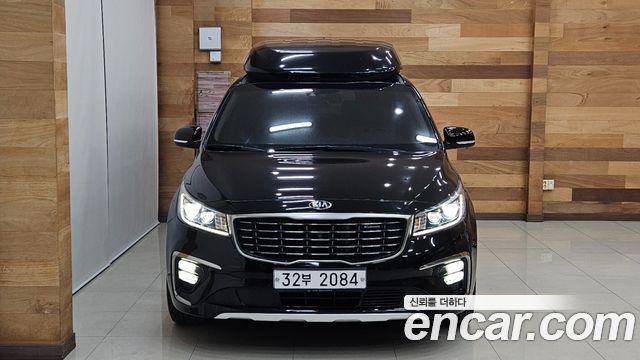 Kia Canival 2019 — photo 3