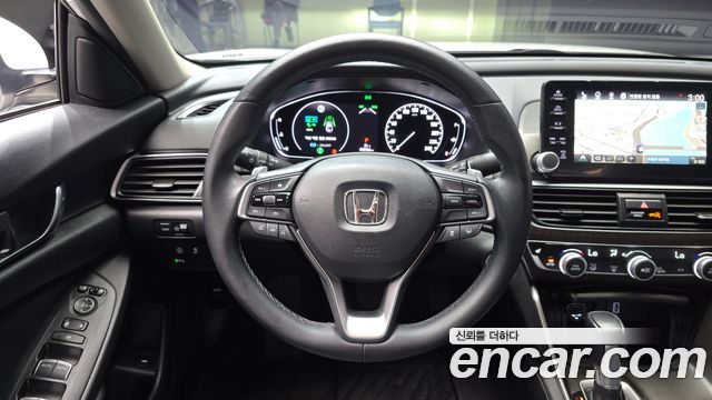 Honda Accord 2019 — photo 19