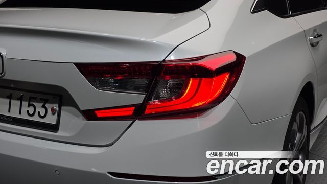 Honda Accord 2019 — photo 9